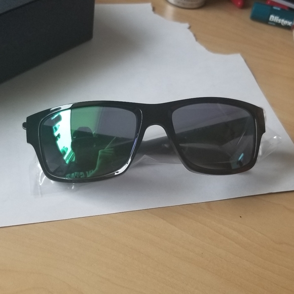 Oakley Other - Oakley Jupiter Squarred